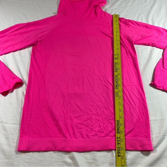 Champion Cowl/Turtleneck Pullover Top Barbiecore Hot Pink Running Sweats… - Picture 9 of 9